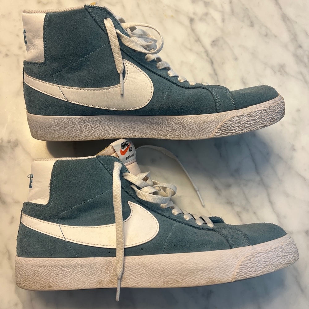 Nike blazer blue suede. men’s 9.5